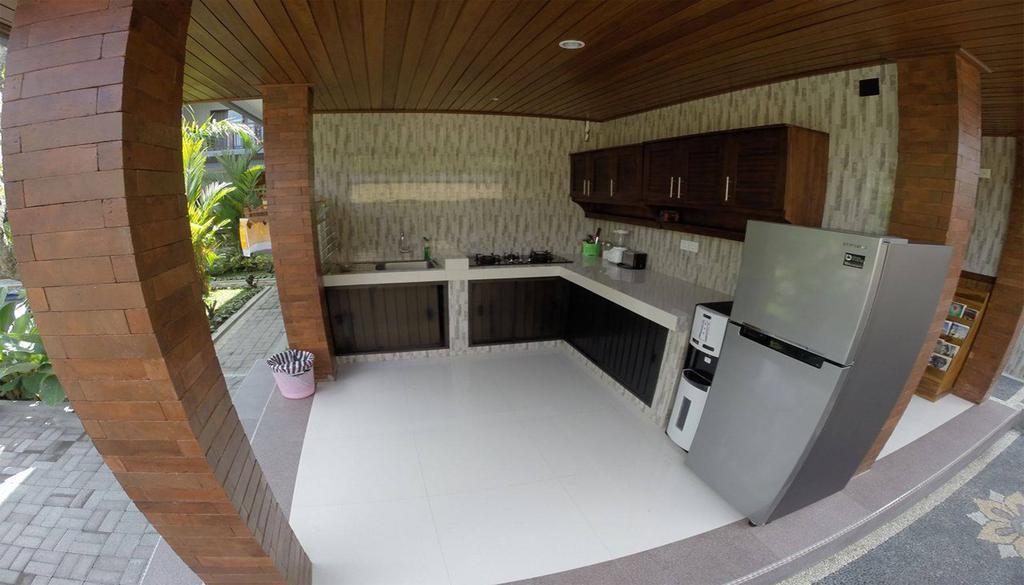 Lucky Family Cottage Ubud  Luaran gambar